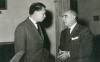 1956 - Firma della convenzione con Olivetti per un Centro di studi sulla tecnica delle calcolatrici elettroniche - Mario Tchou, Carlo Alberto Petraglia (foto: Foto Ivan, Pisa)