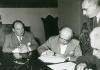 1956 - Firma della convenzione con Olivetti per un Centro di studi sulla tecnica delle calcolatrici elettroniche (foto: Foto Ivan, Pisa)